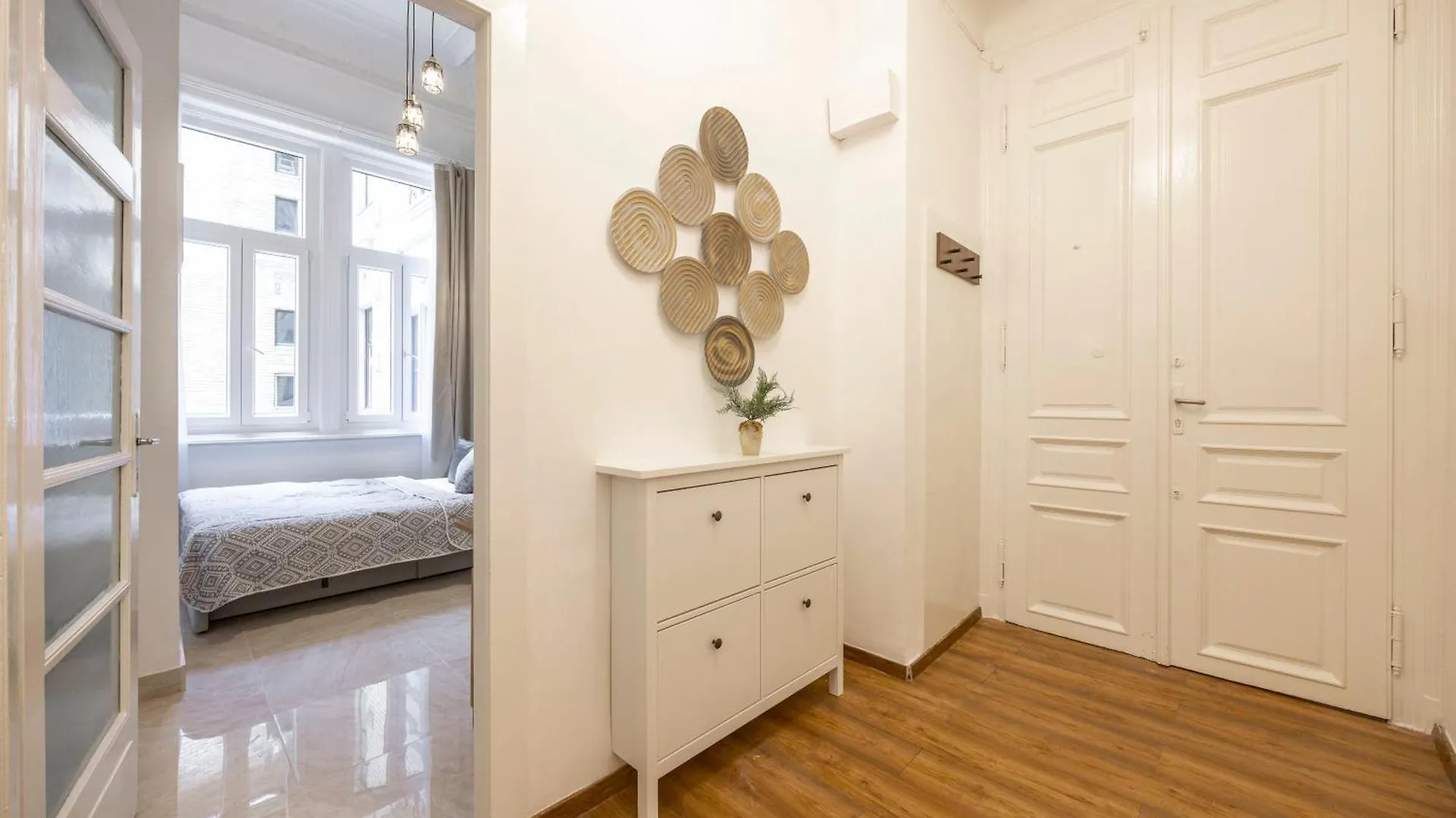 Central Cozy & Homy Apartment In The Heart Of Budapest